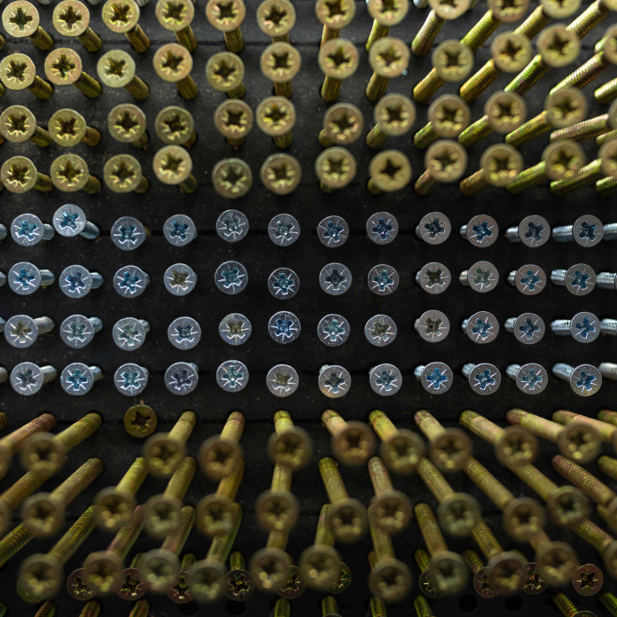 Fabricación de Tornillos a Medida